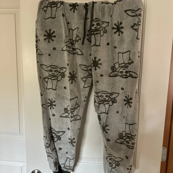 ☀️ Star Wars lounge set Baby Yoda Grogu - Picture 4 of 6